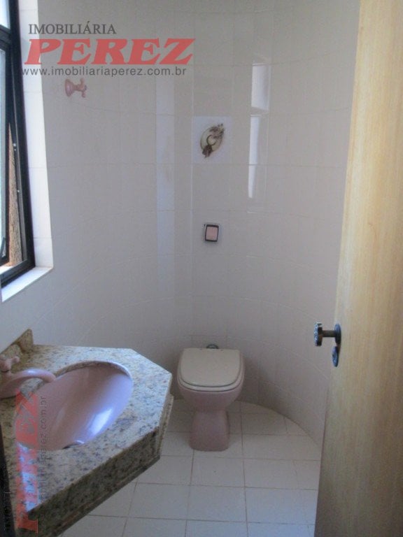 Apartamento à venda e locação no Edifício Pelicanos - Centro de Londrina