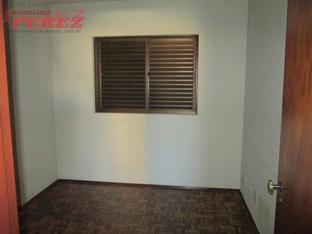 Apartamento à venda e locação no Edifício Pelicanos - Centro de Londrina