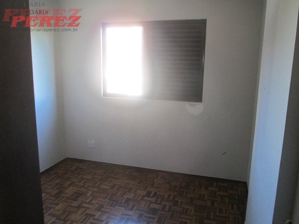 Apartamento à venda e locação no Edifício Pelicanos - Centro de Londrina