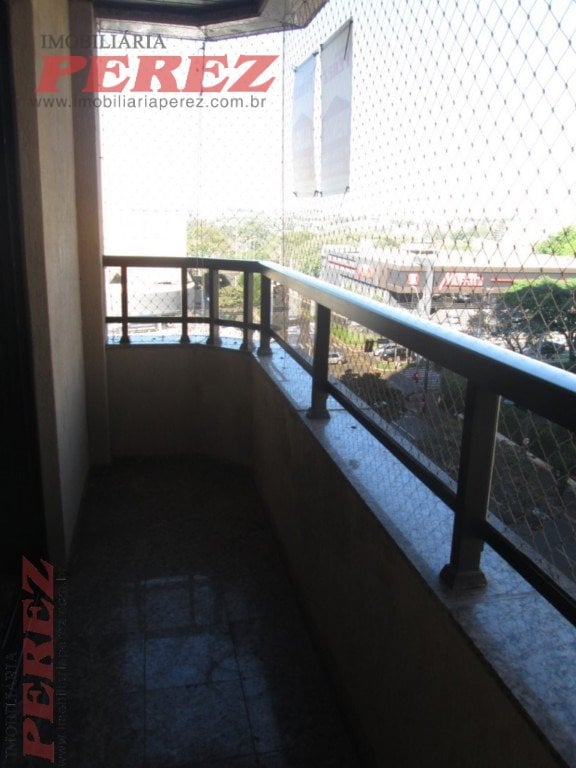 Apartamento à venda e locação no Edifício Pelicanos - Centro de Londrina