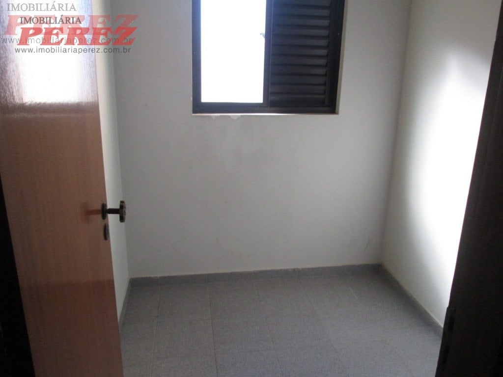 Apartamento à venda e locação no Edifício Pelicanos - Centro de Londrina