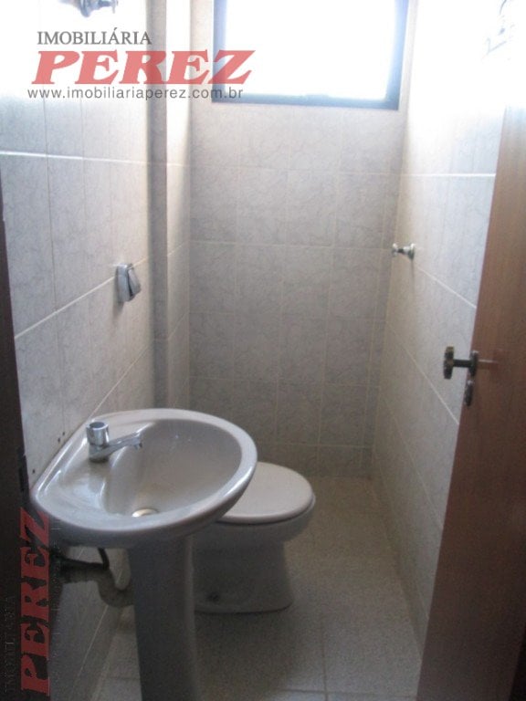 Apartamento à venda e locação no Edifício Pelicanos - Centro de Londrina