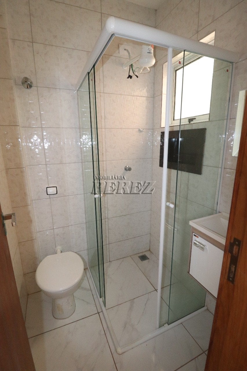 Apartamento mobiliado para alugar na Rua São Salvador, centro de Londrina