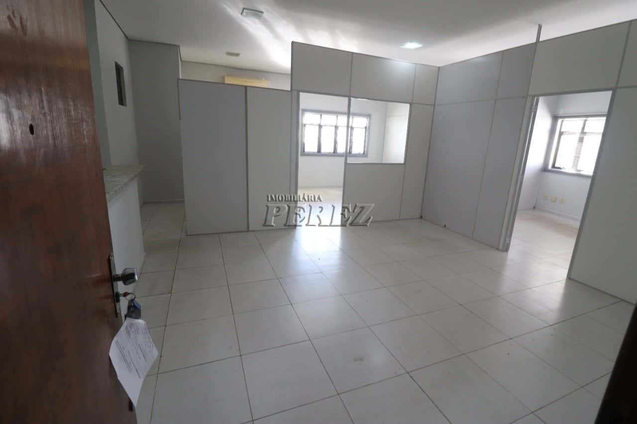 Sala comercial para alugar na Av Duque de Caxias no centro de Londrina - Edifício Beira Alta — foto principal