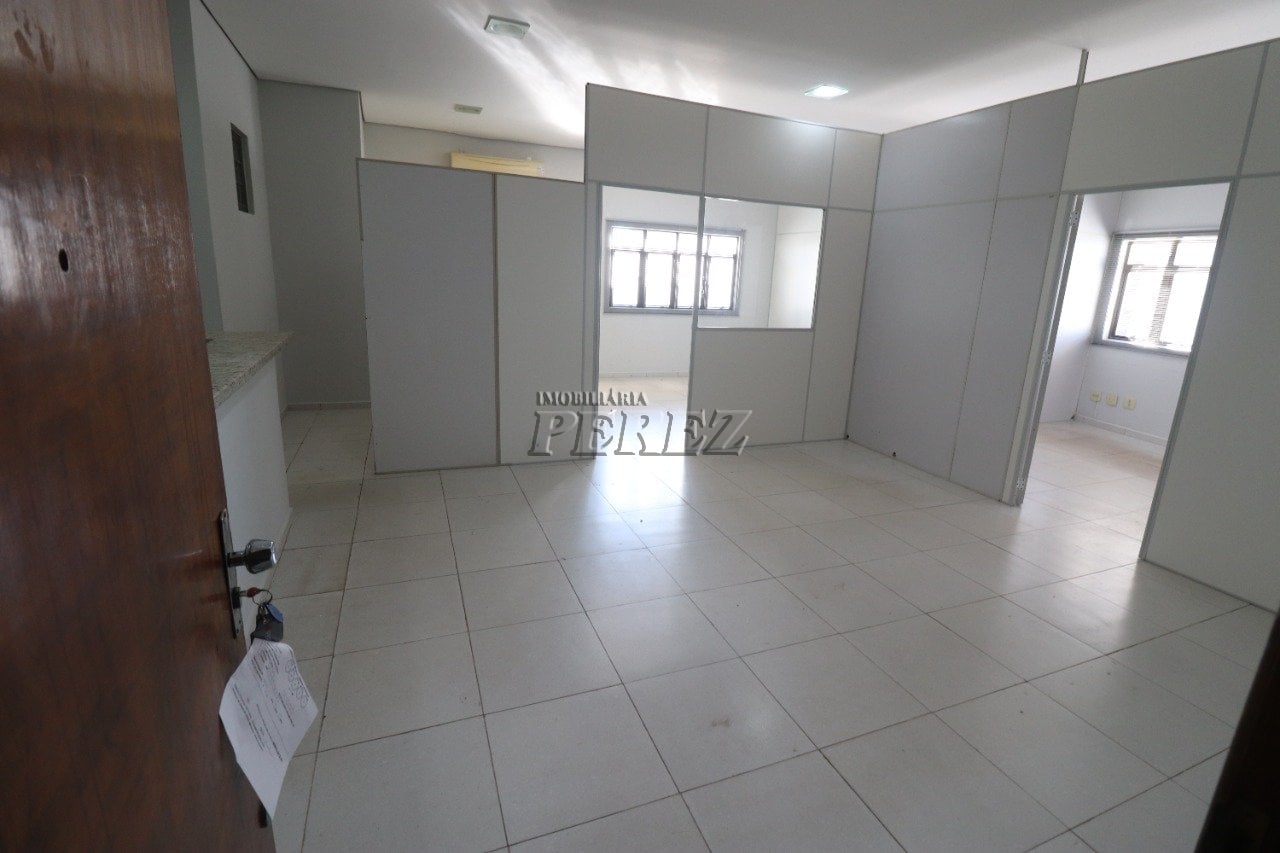 Sala comercial para alugar na Av Duque de Caxias no centro de Londrina - Edifício Beira Alta