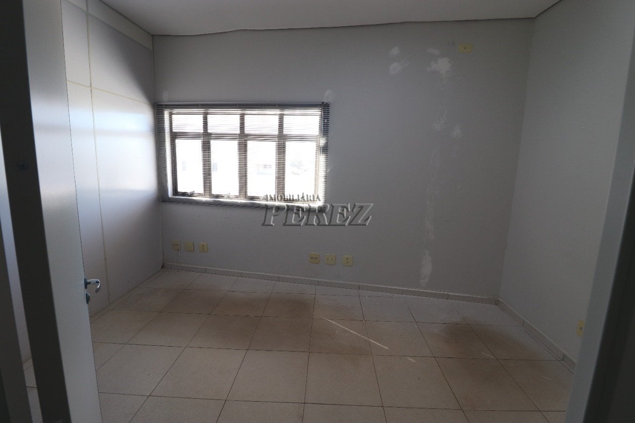 Sala comercial para alugar na Av Duque de Caxias no centro de Londrina - Edifício Beira Alta