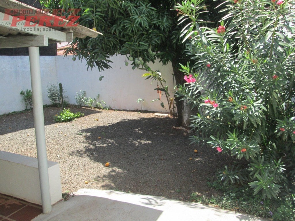 Casa para alugar na região leste de Londrina - Oriente