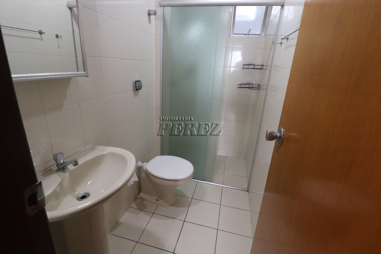 Apartamento para alugar na região leste de Londrina, Condomínio Villagio Di Monaco