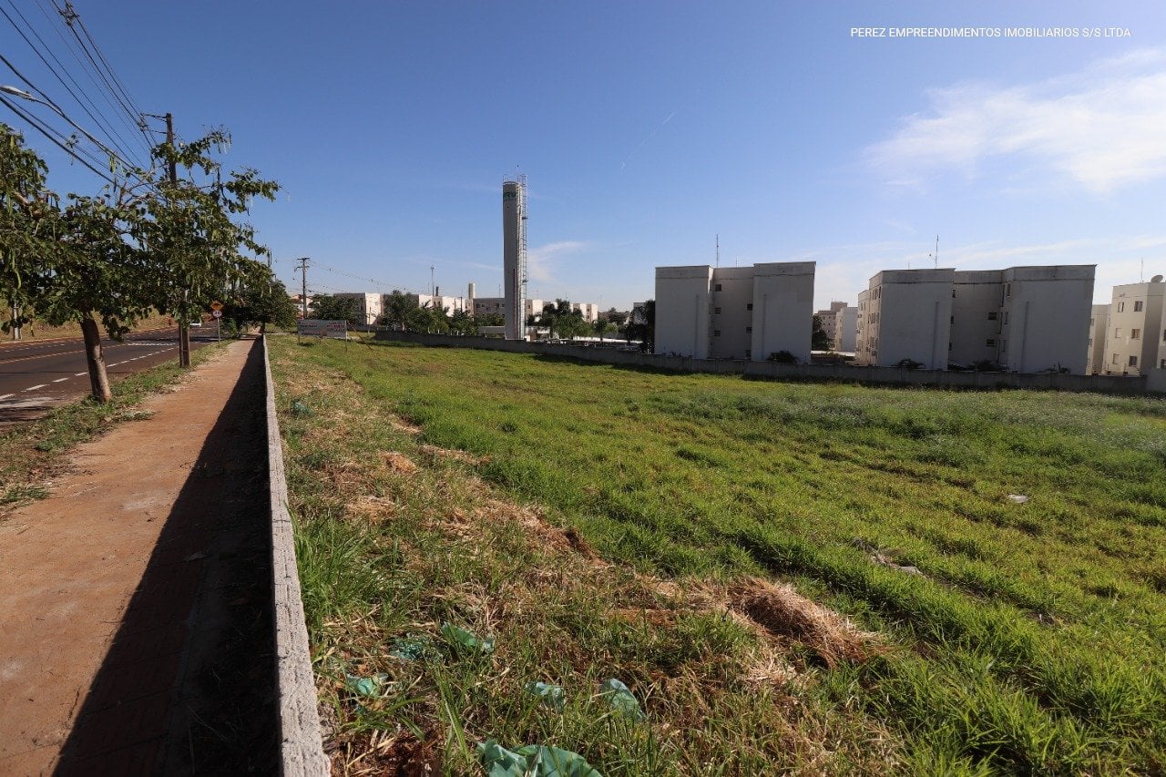 A Imobiliária Perez oferece à você mais uma ótima oportunidade de terreno para venda em Londrina.