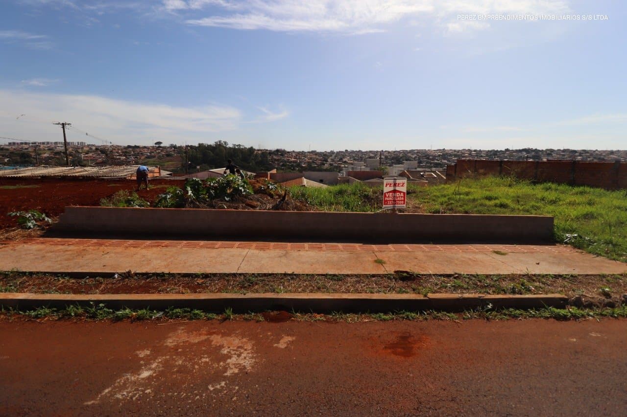 Terreno à venda na região norte de Londrina - Jardim Maria Luiza