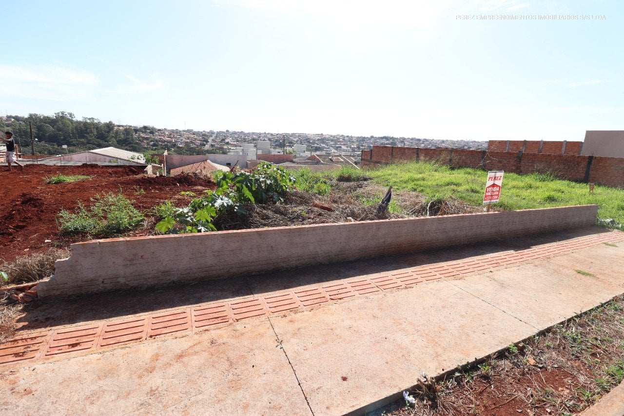 terreno para venda Jardim Maria Luiza em Londrina.