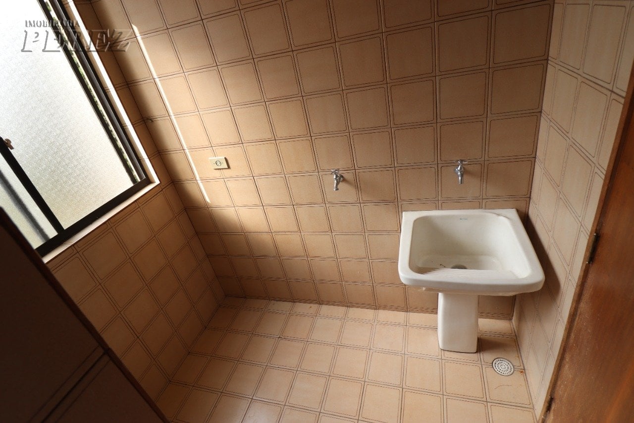 Apartamento para alugar no centro de Londrina - Plaza de Las Torres.