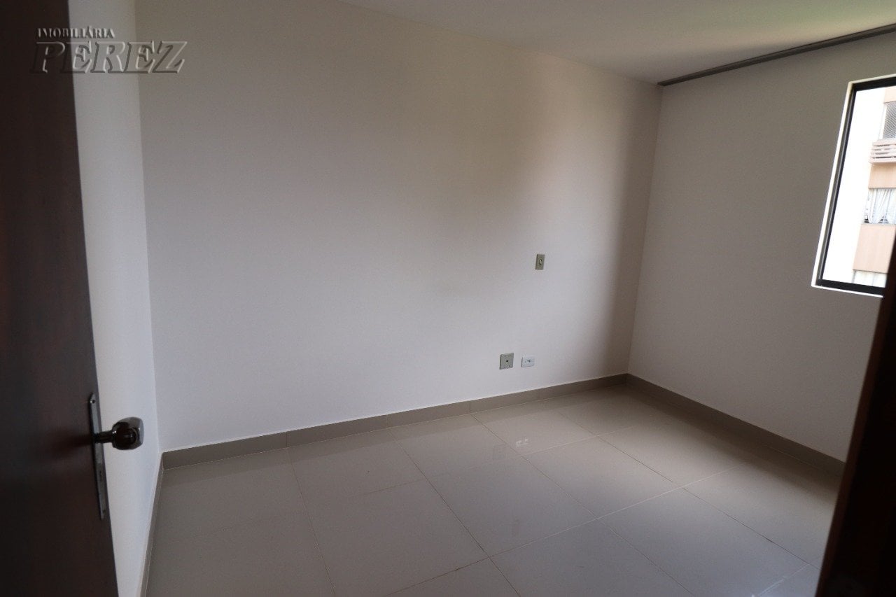 Apartamento para alugar no centro de Londrina - Plaza de Las Torres.