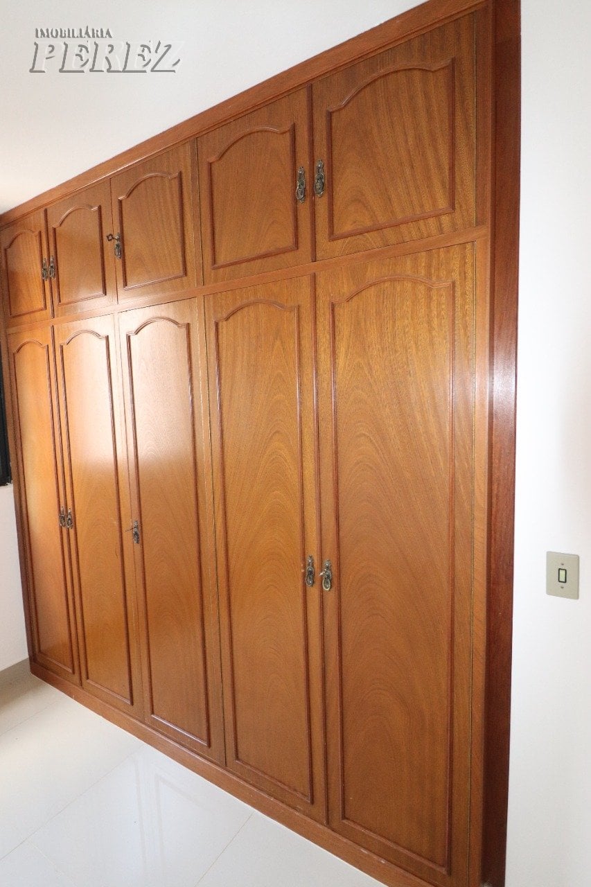 Apartamento para alugar no centro de Londrina - Plaza de Las Torres.