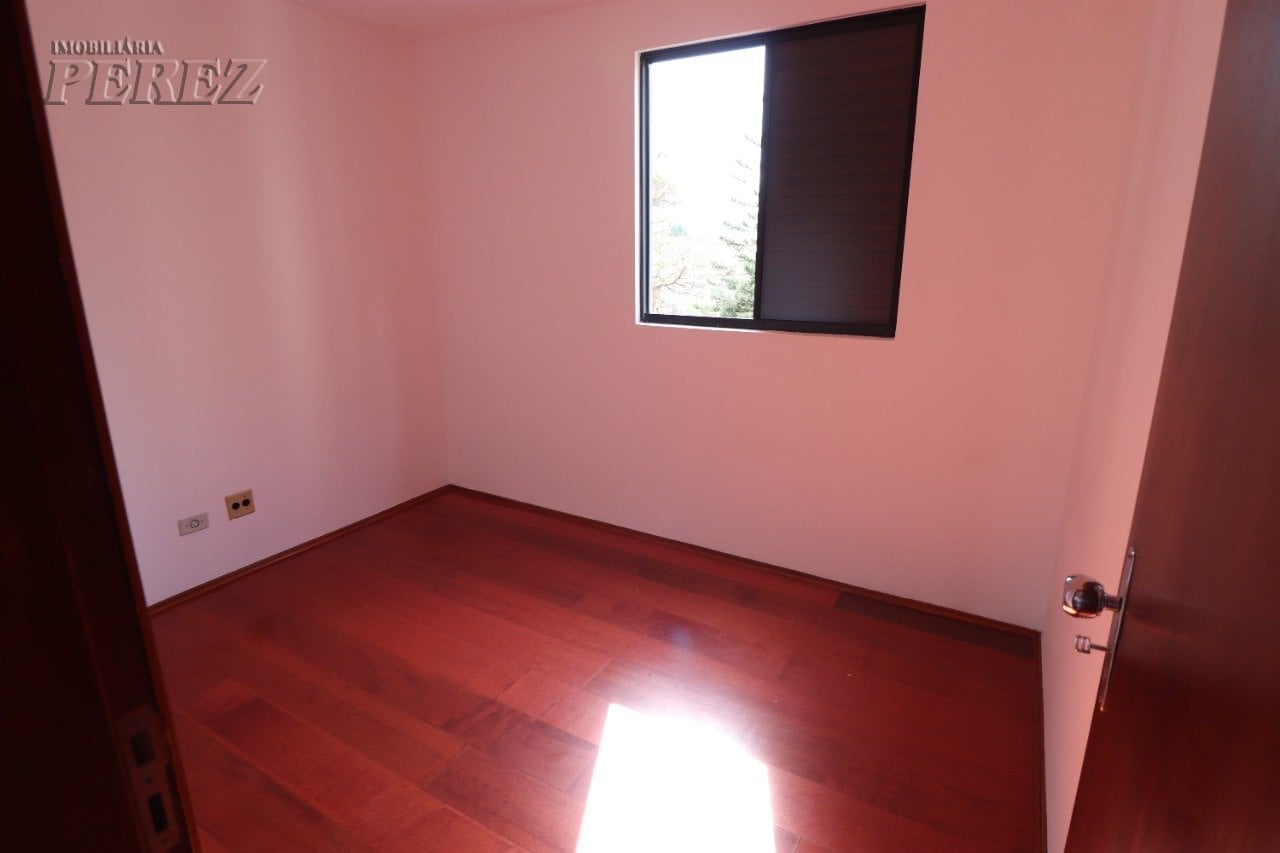 Apartamento para alugar no centro de Londrina - Plaza de Las Torres.
