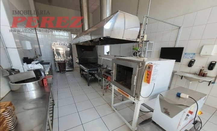 Salão comercial para alugar em Ibiporã - Vila Romana