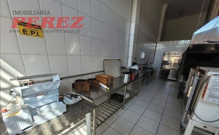 Salão comercial para alugar em Ibiporã - Vila Romana