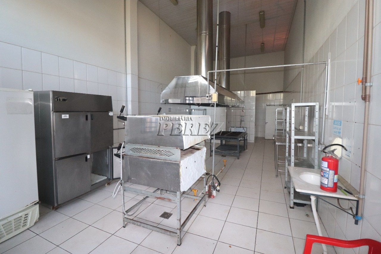 Salão comercial para alugar em Ibiporã - Vila Romana