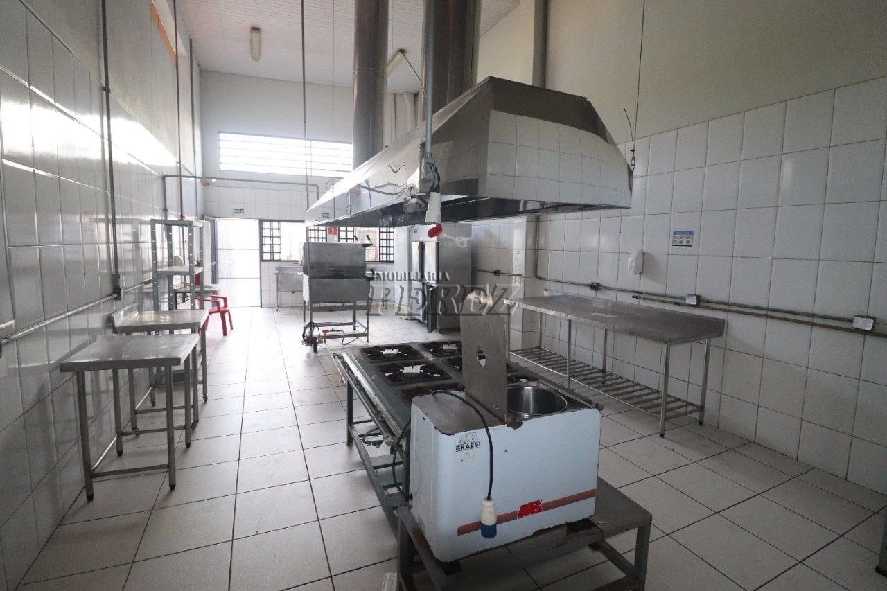 Salão comercial para alugar em Ibiporã - Vila Romana