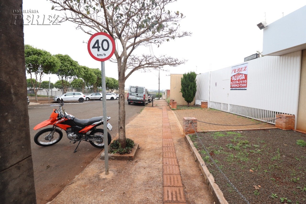 Salão comercial para alugar em Ibiporã - Vila Romana