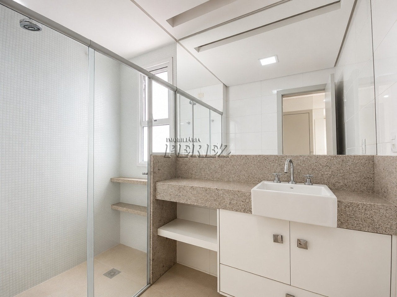 Apartamento com 112 m² para Venda e Locação na Gleba Palhano, ao Lado do Shopping Aurora e Lago Igapó