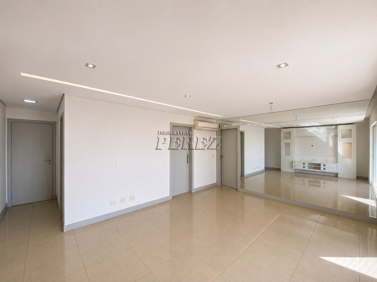Apartamento com 112 m² para Venda e Locação na Gleba Palhano, ao Lado do Shopping Aurora e Lago Igapó