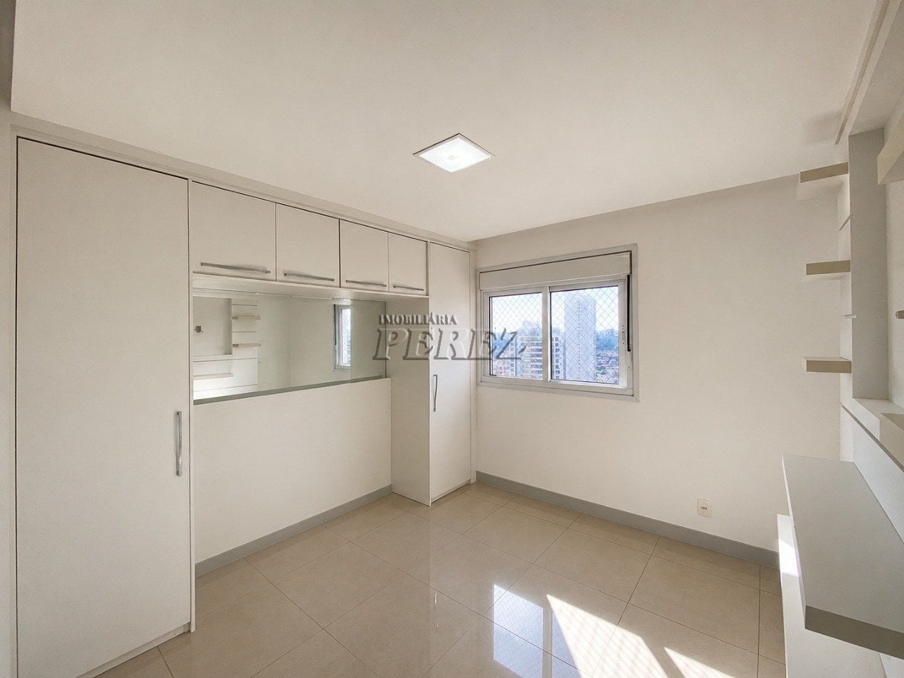 Apartamento com 112 m² para Venda e Locação na Gleba Palhano, ao Lado do Shopping Aurora e Lago Igapó