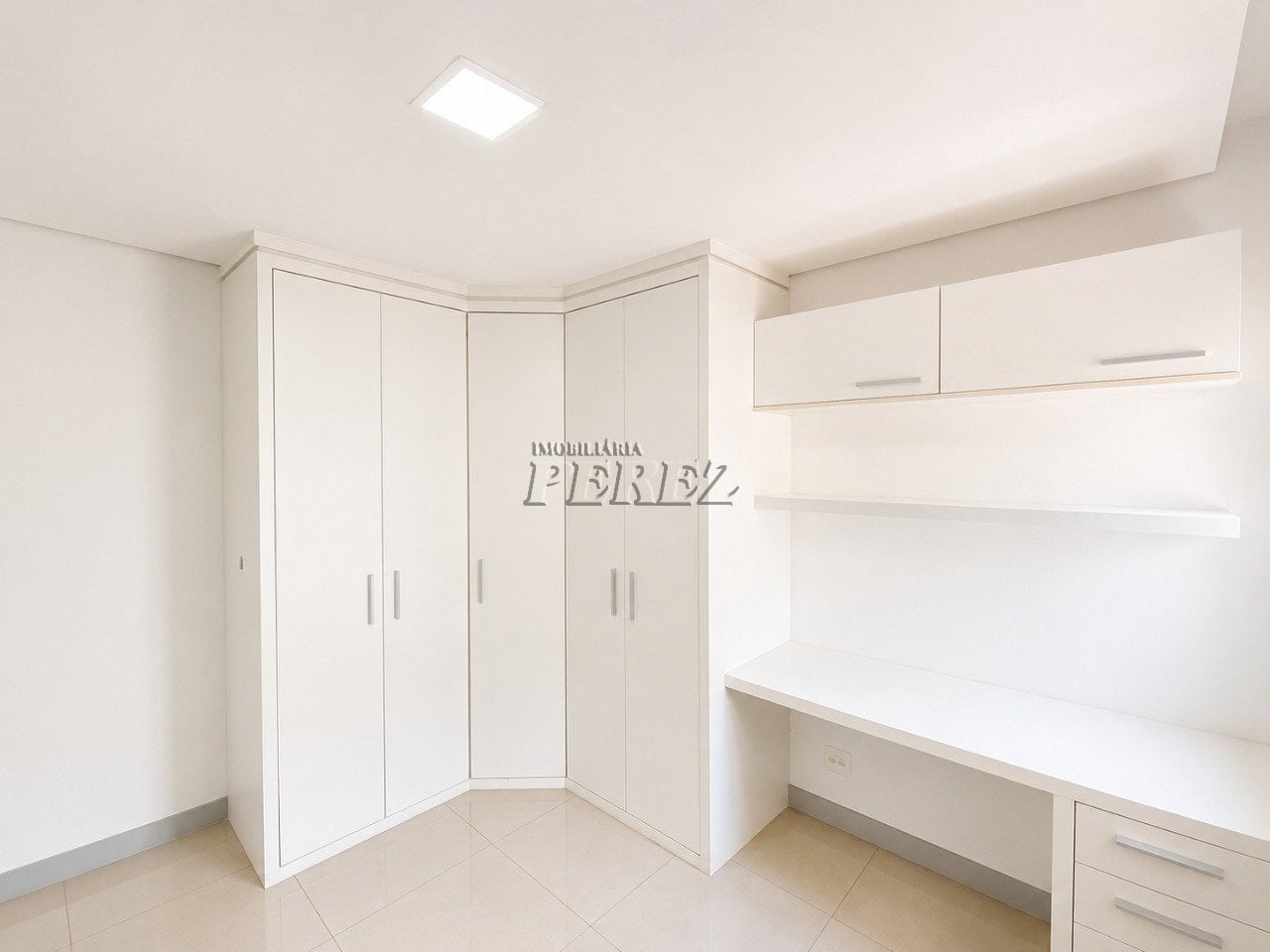 Apartamento com 112 m² para Venda e Locação na Gleba Palhano, ao Lado do Shopping Aurora e Lago Igapó