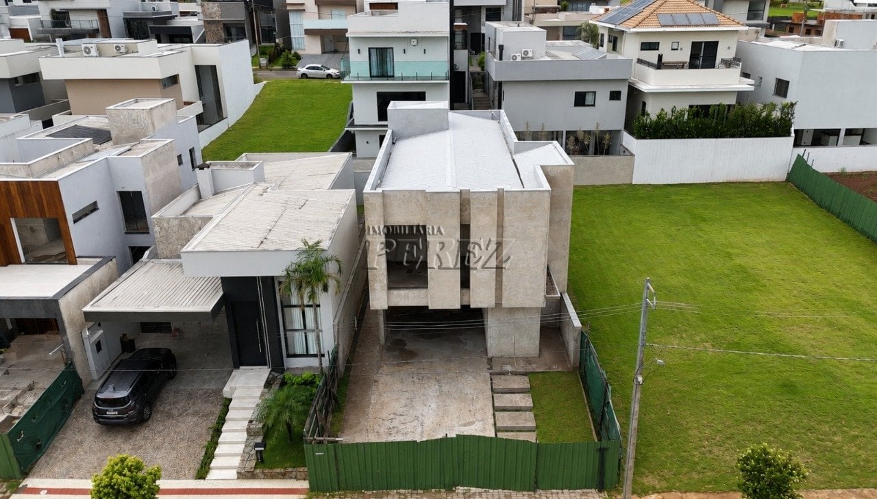 Casa em condomínio a venda no Parque Tauá - Condomínio Tangara