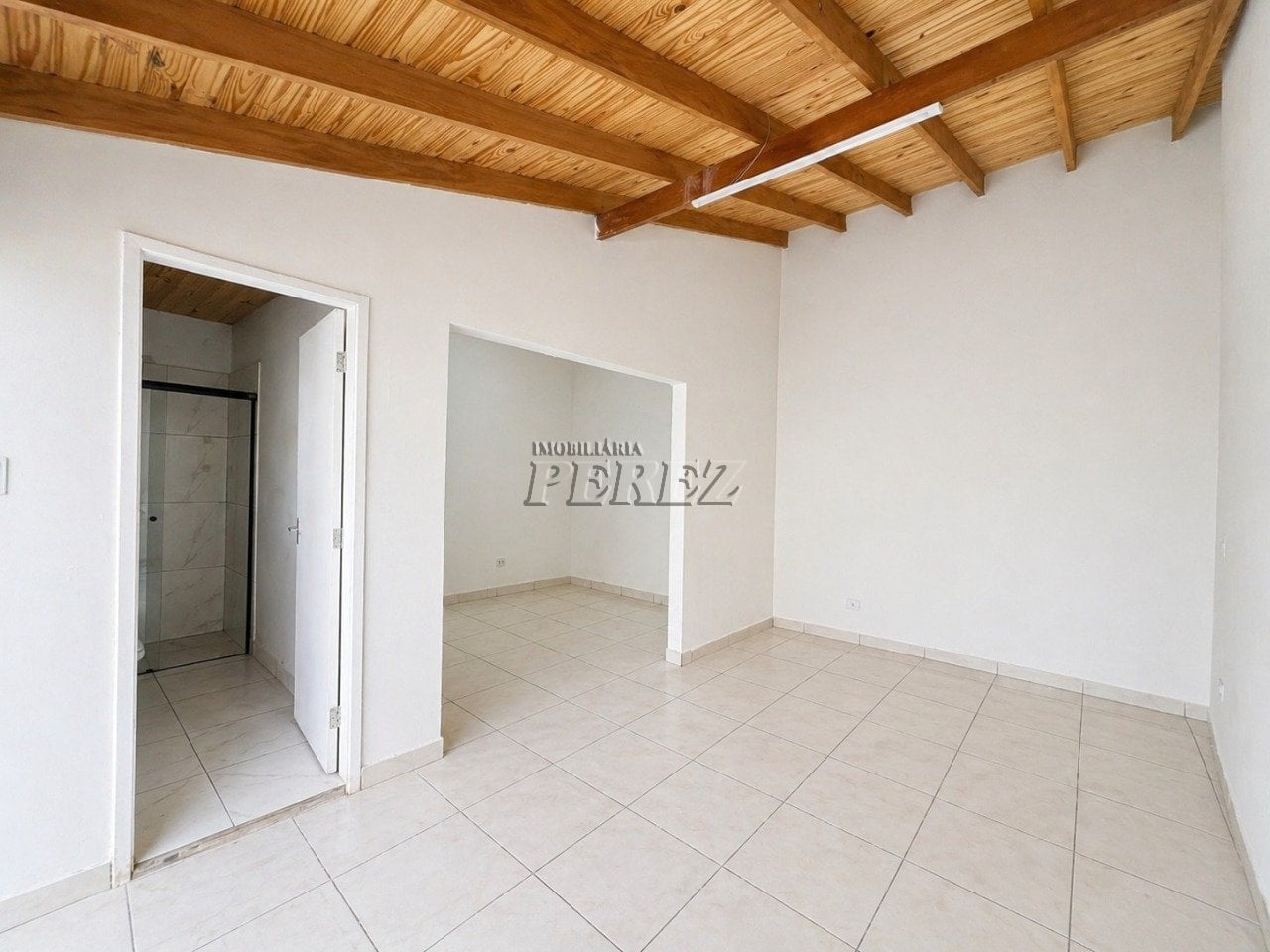 Casa para alugar na região oeste de Londrina, Jardim Colúmbia