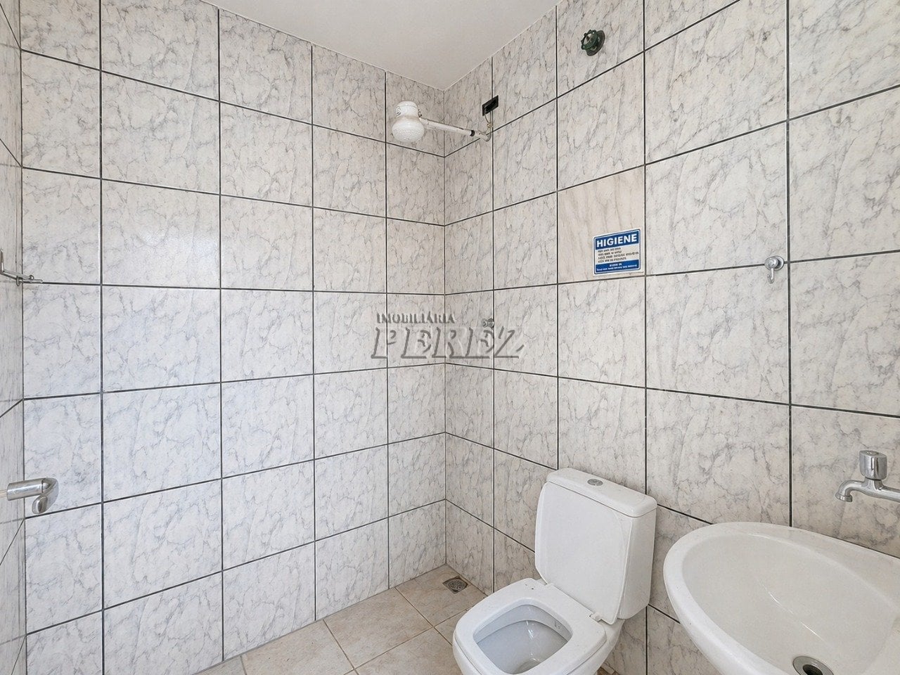 Casa para alugar na região oeste de Londrina, Jardim Colúmbia