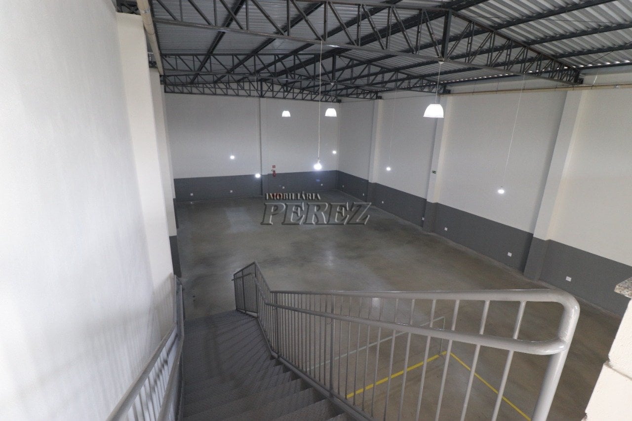 Barracão para alugar no Jardim Monte Carlo - Região leste de Londrina
