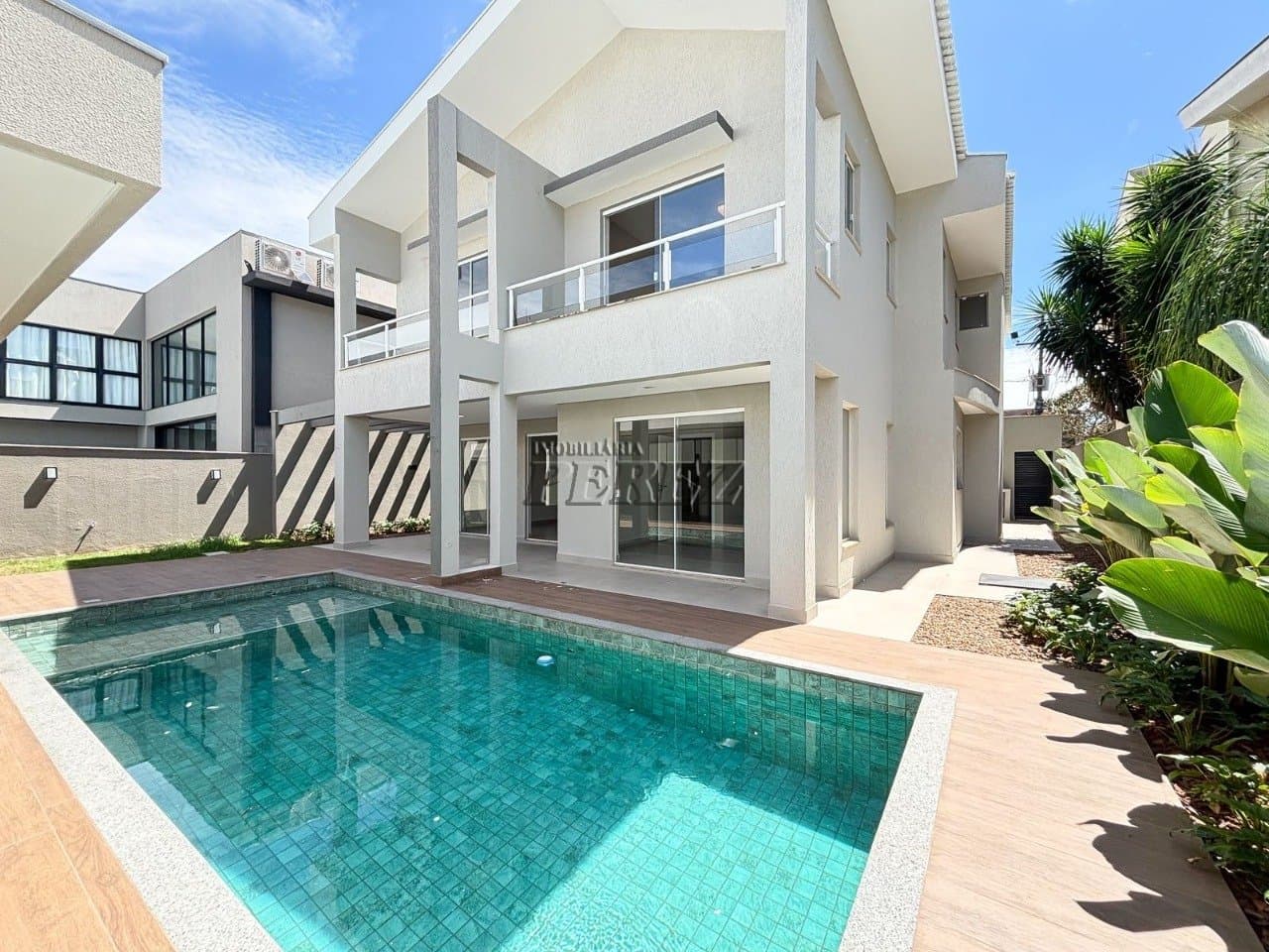 Casa para venda e locação no Residencial Acácia Imperial, na região sul de Londrina