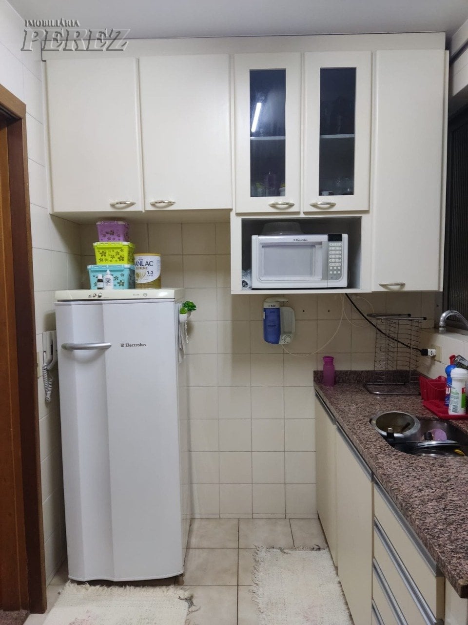 Apartamento à venda no Edifício Ibiúna - Centro de Londrina