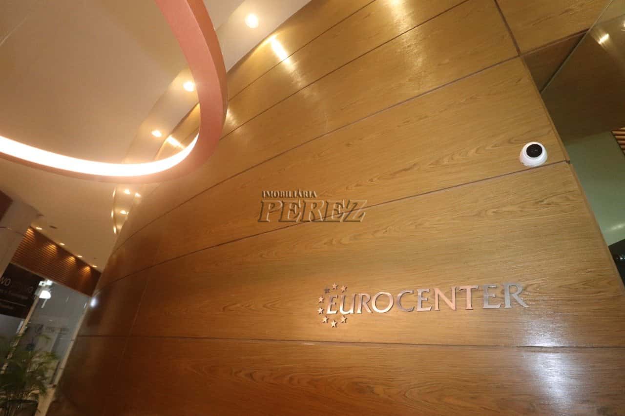 Sala comercial à venda e locação no Edifício Eurocenter na Av. Higienópolis - Centro de Londrina — foto principal