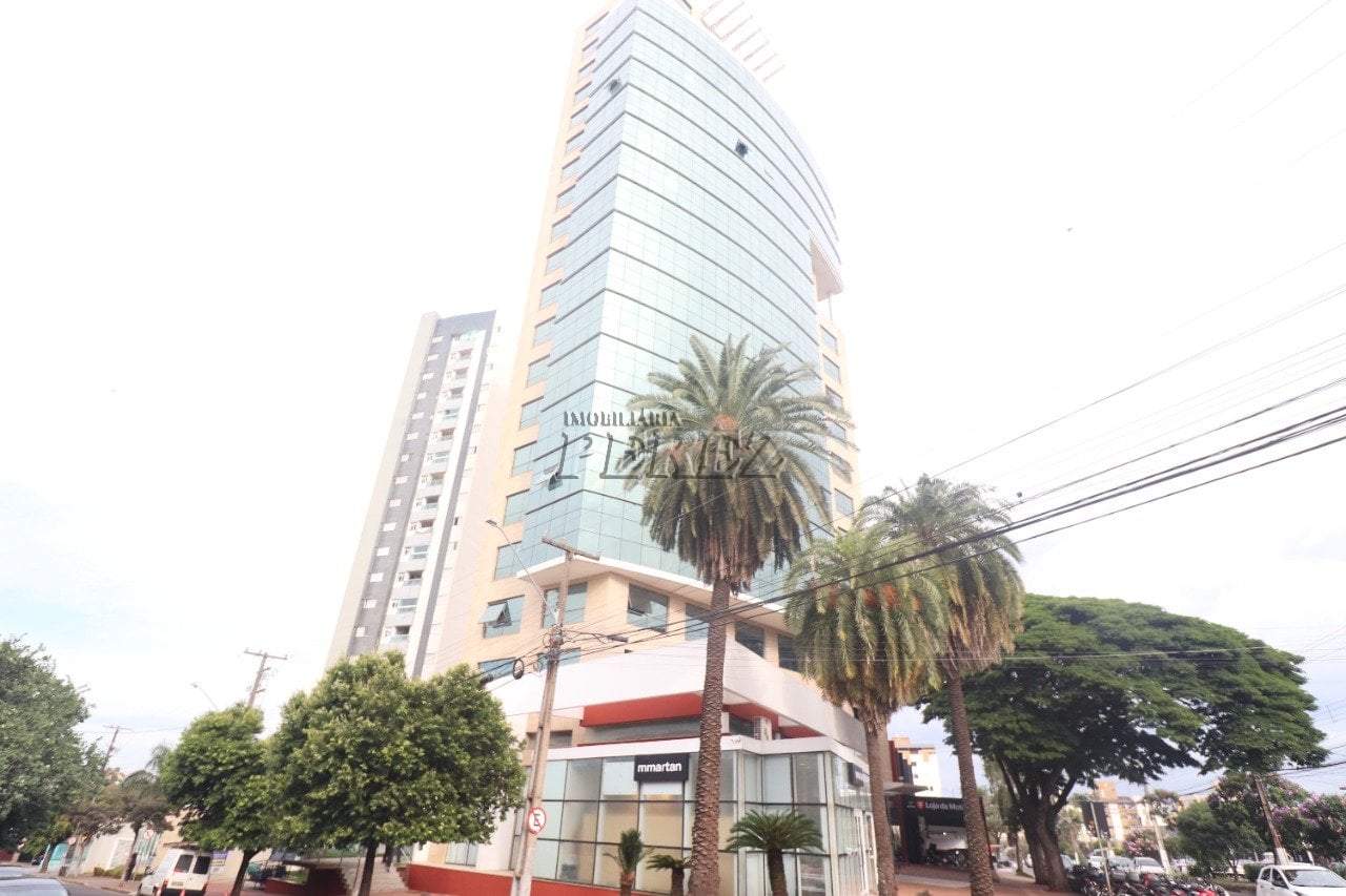 Sala comercial à venda e locação no Edifício Eurocenter na Av. Higienópolis - Centro de Londrina