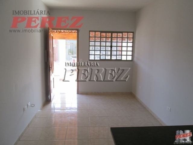 Casa para alugar no Jardim Antares, região leste de Londrina