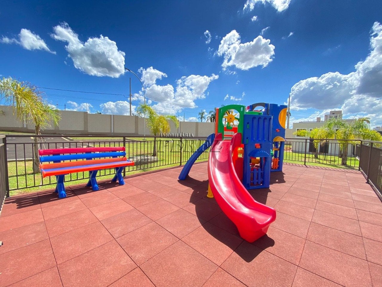 Apartamento para alugar no Acquaville na região leste de Londrina - Residencial Laguna Malaga