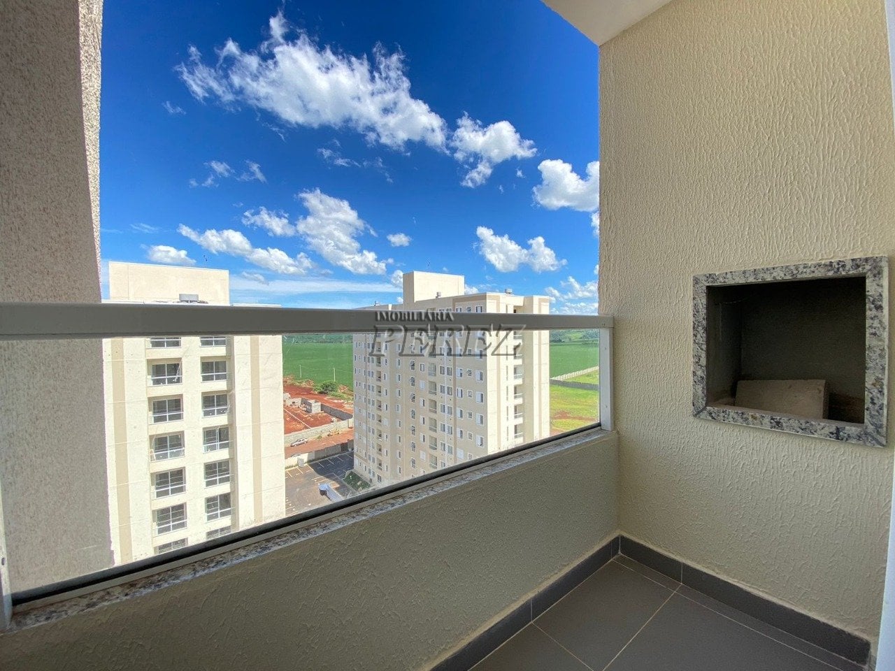 Apartamento para alugar no Acquaville na região leste de Londrina - Residencial Laguna Malaga
