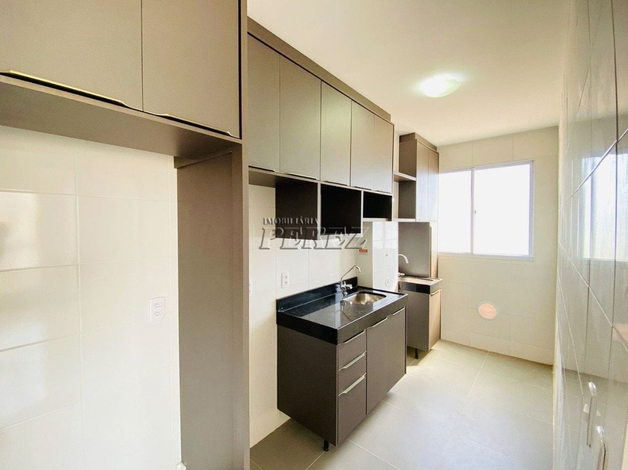 Apartamento para alugar no Acquaville na região leste de Londrina - Residencial Laguna Malaga