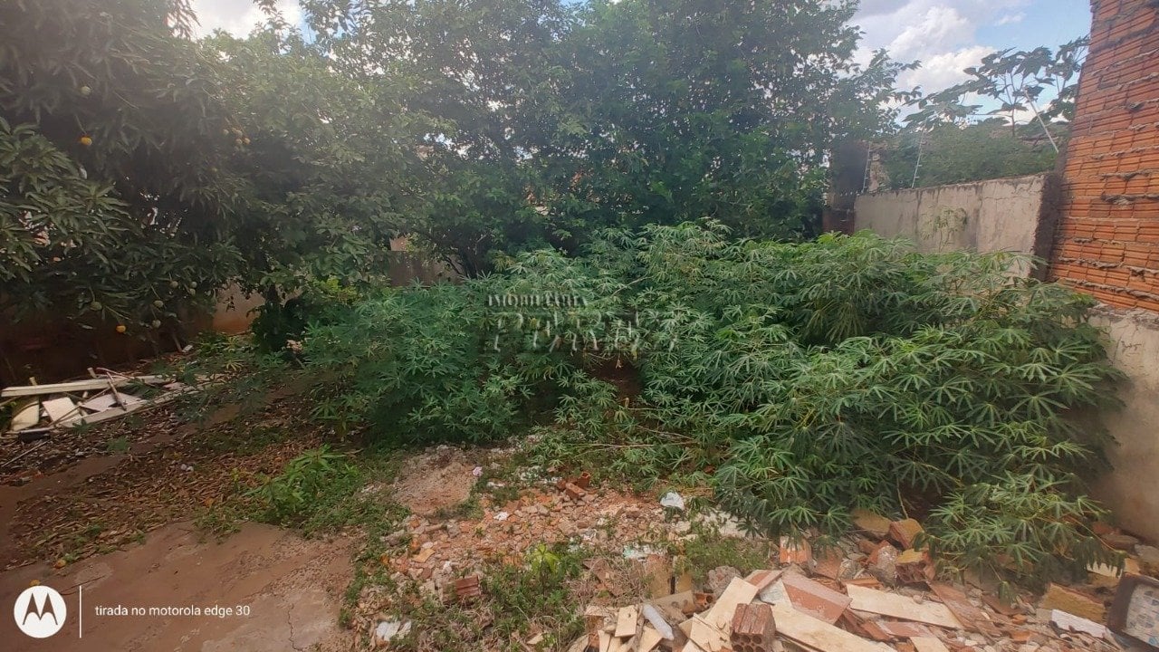 Casa à venda no Jardim Marumbi na região leste de Londrina