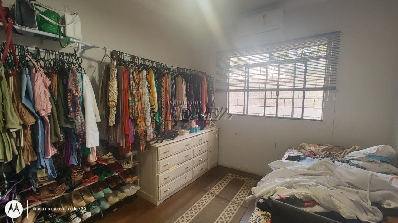Casa à venda no Jardim Marumbi na região leste de Londrina