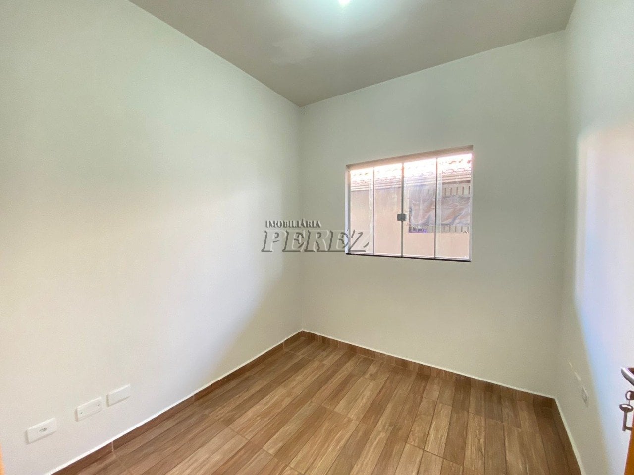 Casa para alugar na região leste de Londrina, Rua Inhambu.