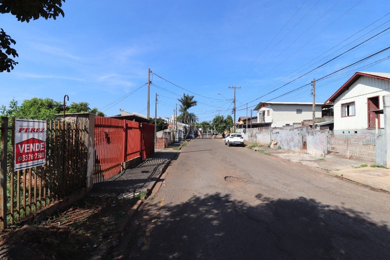Terreno à venda na Rua Rudolph Diesel, região oeste de Londrina