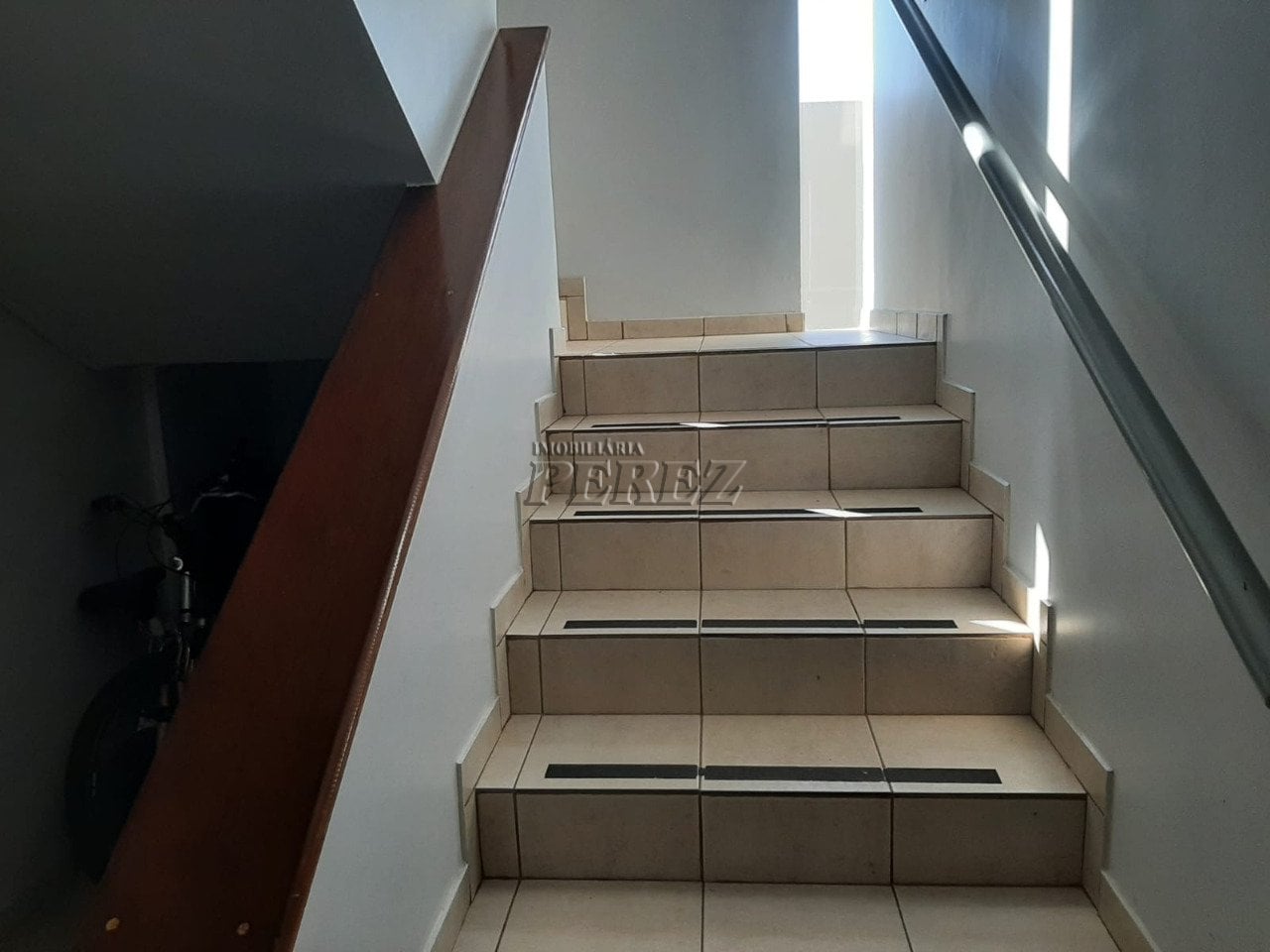 Apartamento à venda e locação no Residencial Paes Leme região central de londrina