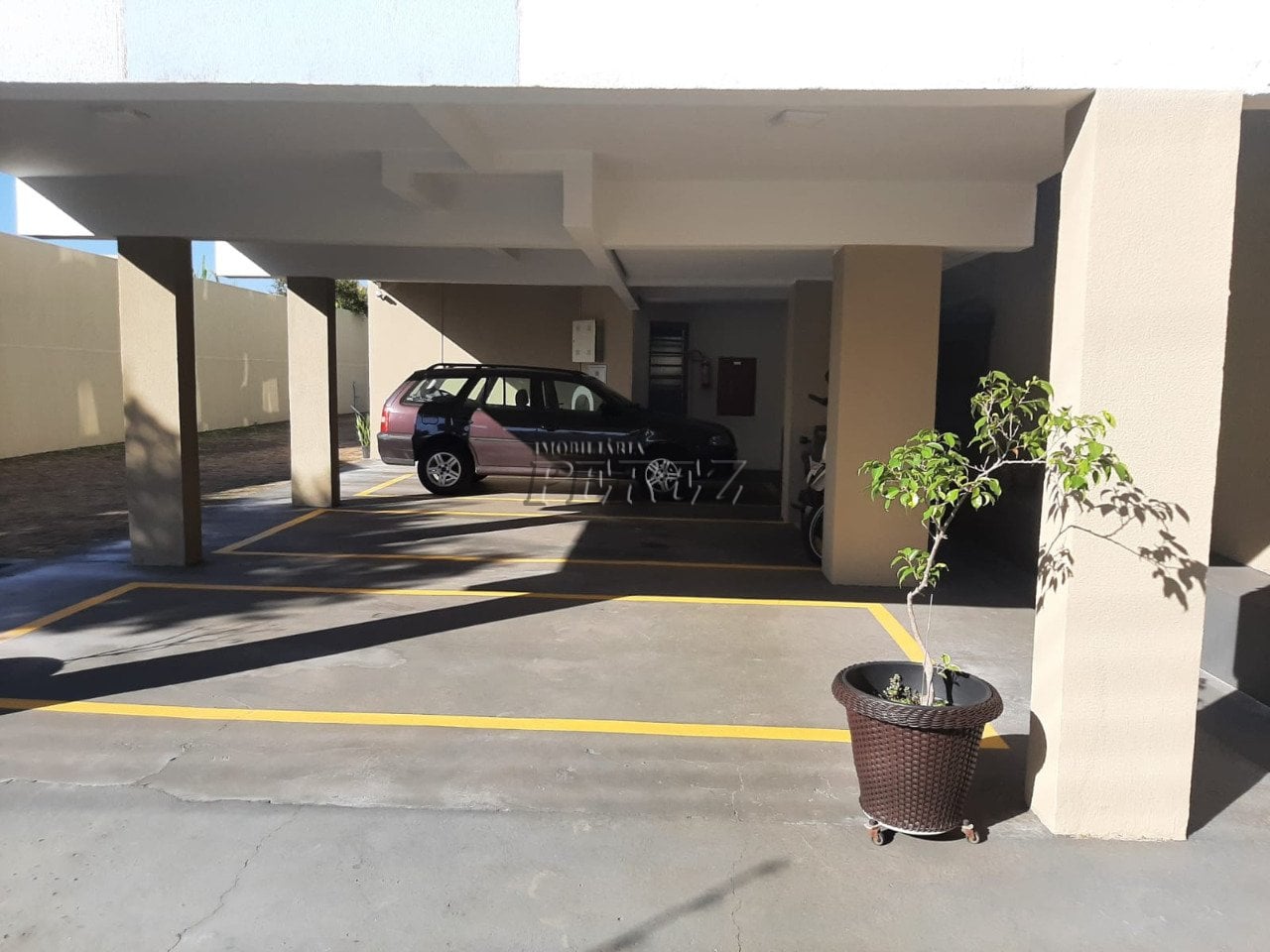 Apartamento à venda e locação no Residencial Paes Leme região central de londrina
