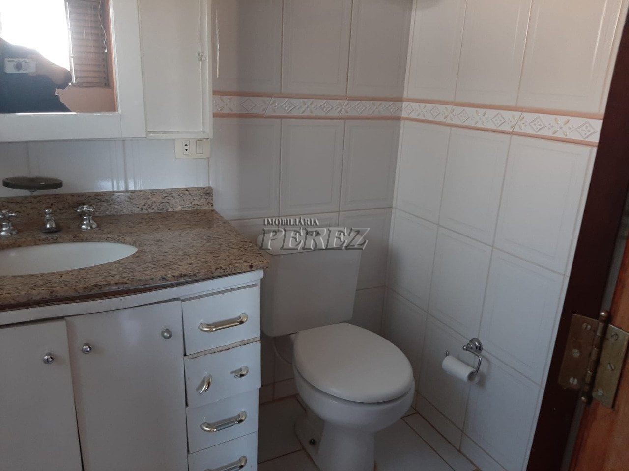 Apartamento à venda e locação no Residencial Paes Leme região central de londrina