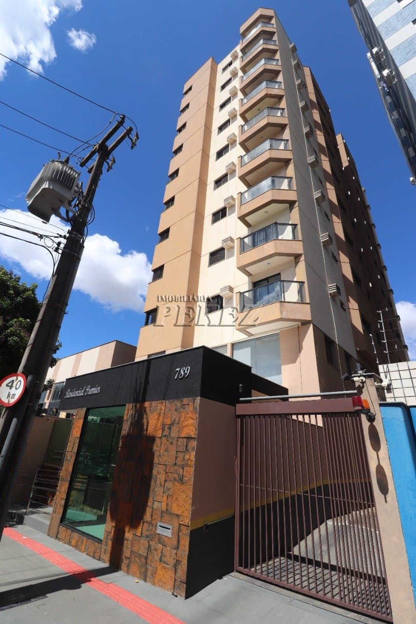 Apartamento mobiliado para alugar na região central de londrina, na rua Mato Grosso