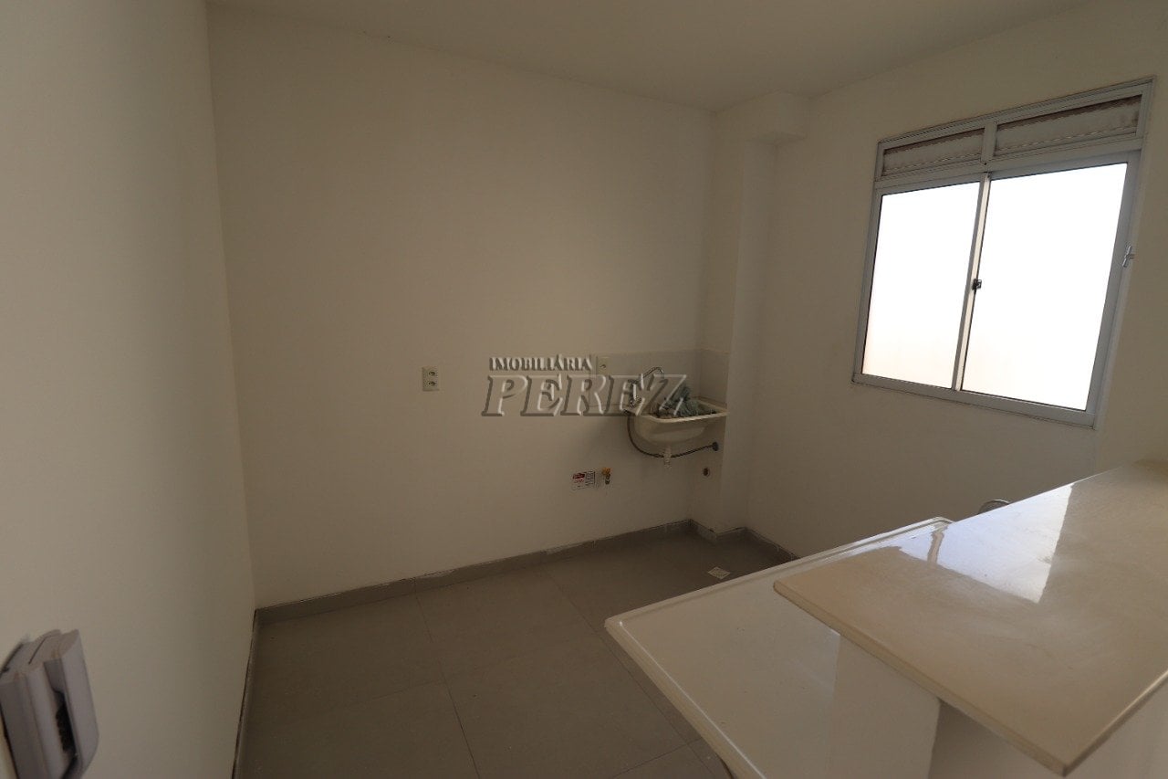 Apartamento para alugar no Spazio La Traviata, região oeste de Londrina.