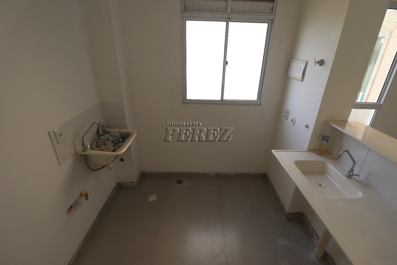 Apartamento para alugar no Spazio La Traviata, região oeste de Londrina.